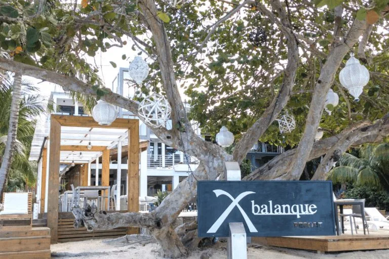 Kid-friendly Xbalanque Resort in Roatan