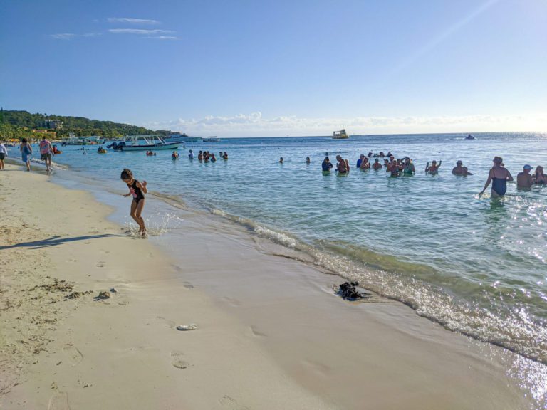 Spending the day at West Bay Beach is one of the best things to do in Roatan with kids