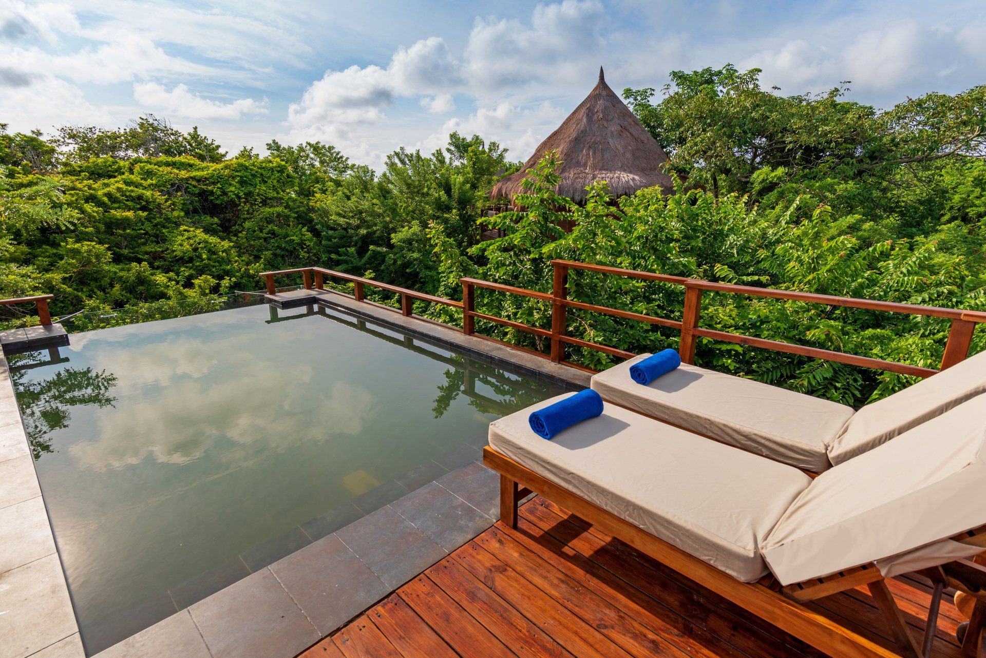 Private pool at family-friendly Hotel Las Islas in Colombia