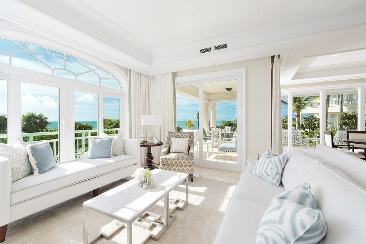 Beach front Two-Bedroom Suite For Families on Grace Bay