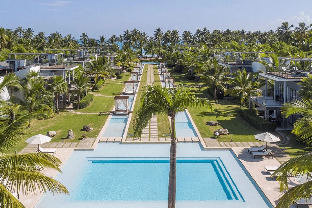 Hotels vs. Resorts? All-inclusive hotel