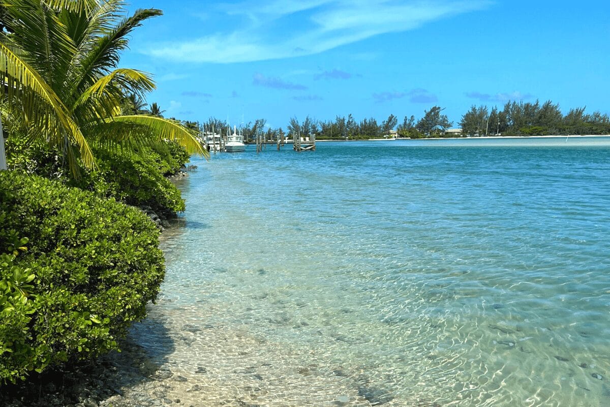 Clear Turquoise Bahamas Water