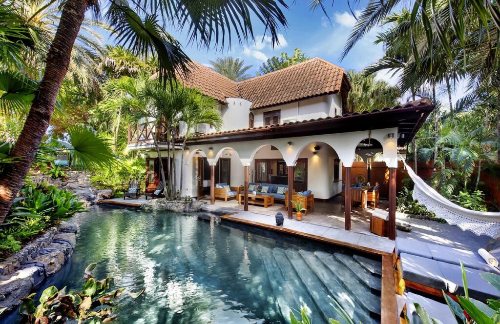Superior private pool villa Baoase Luxury Resort Curacao