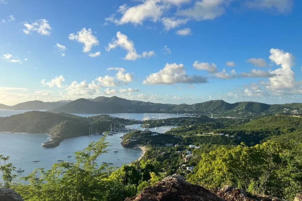 Infographic highlighting why Antigua is one of the best Caribbean islands with kids.