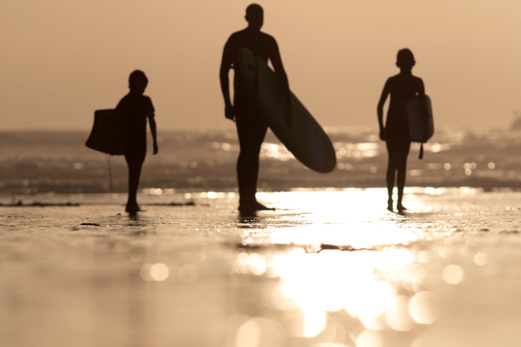 Surfing Family
