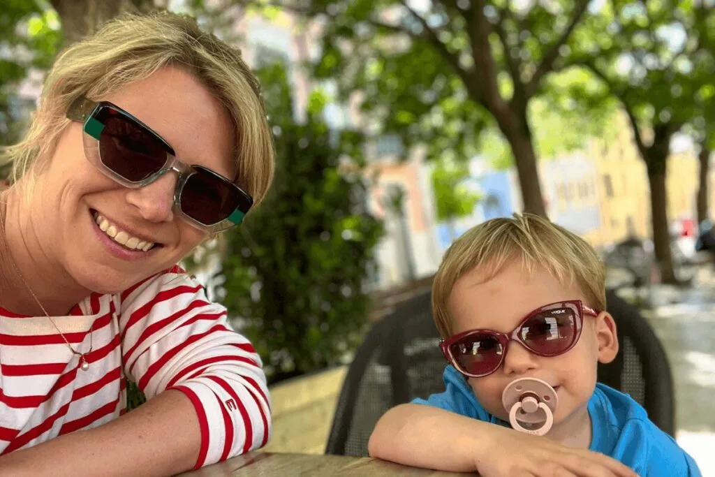 Solo parent travel with kids