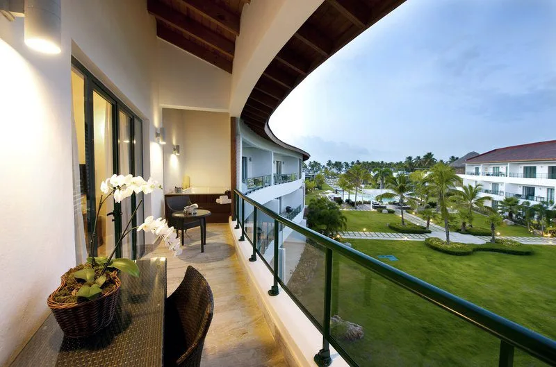 Two-bedroom suites (main building)