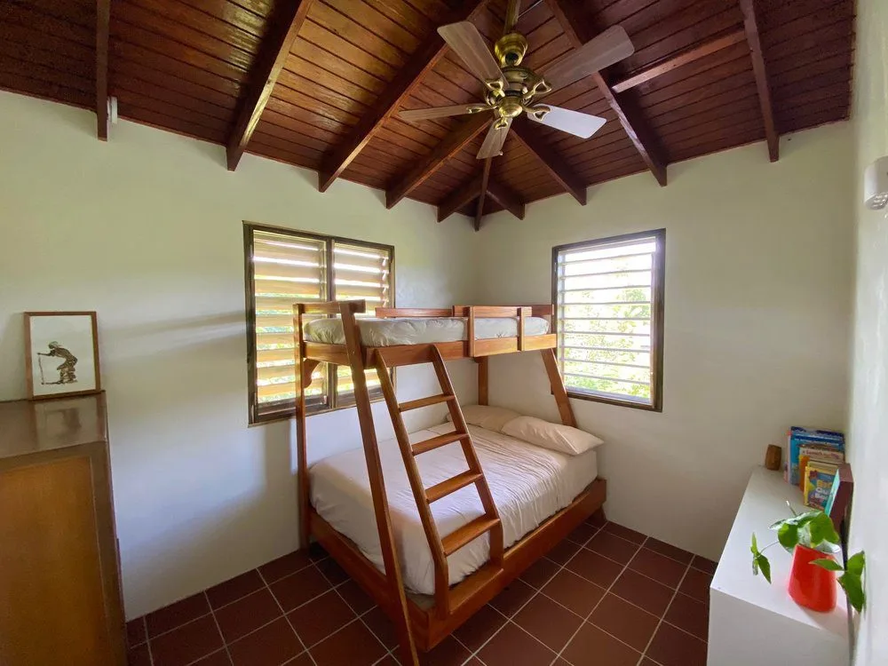 Luxe Cottage (2-bedroom)