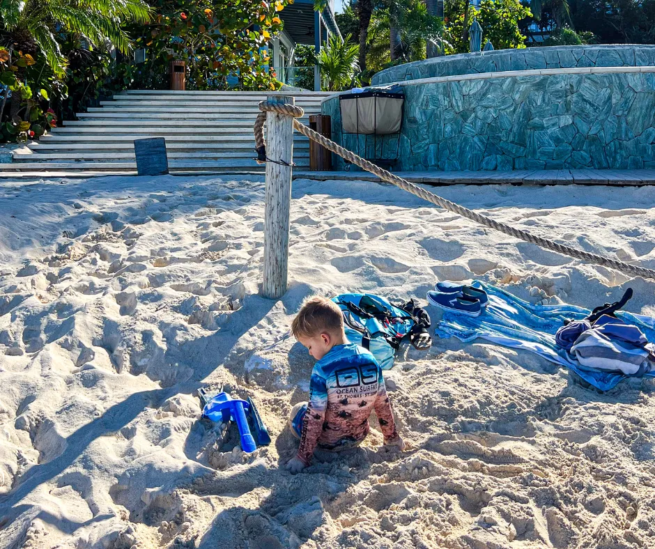 Where to stay in Roatan