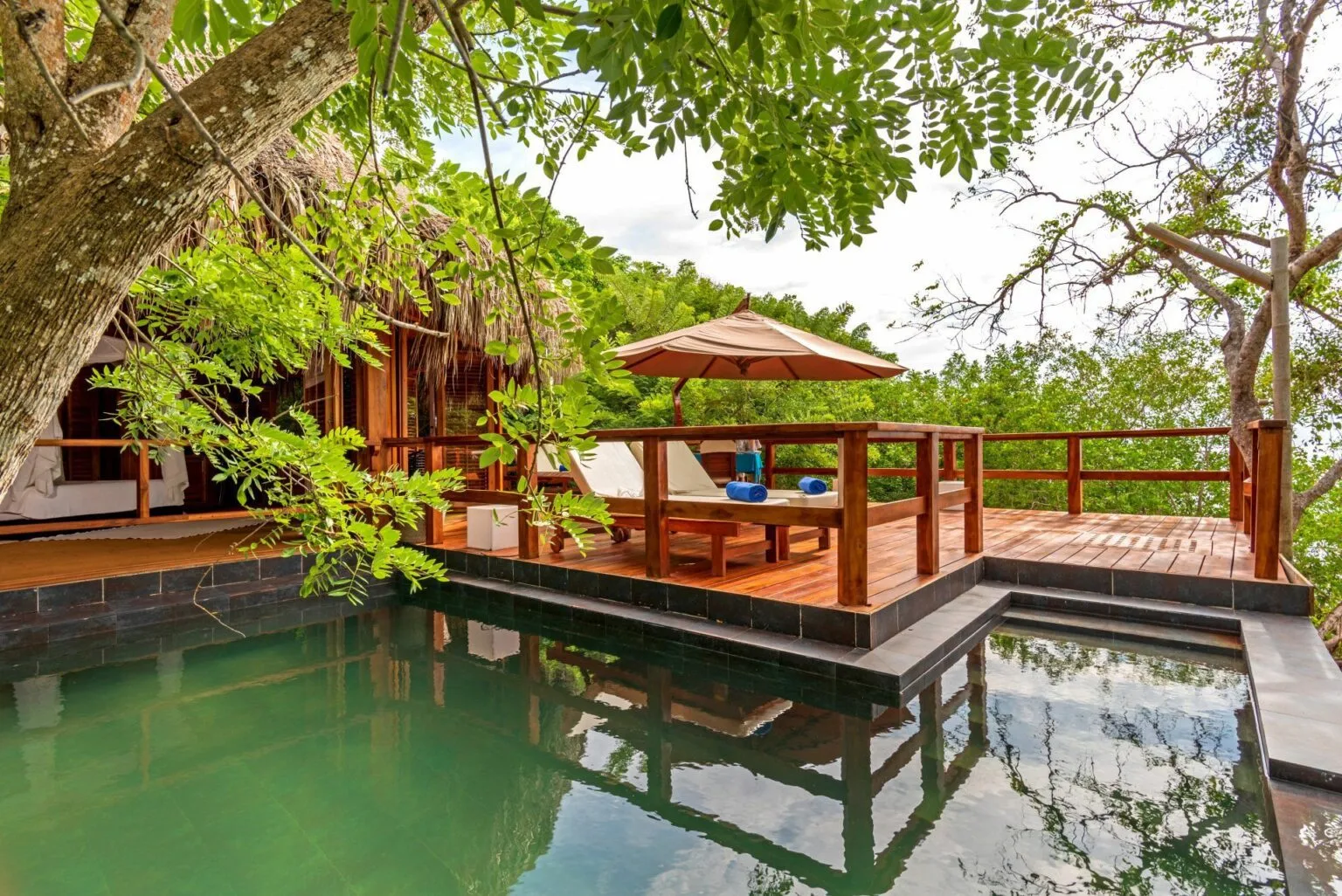 Grand Sea Level Bungalow with Private Pool