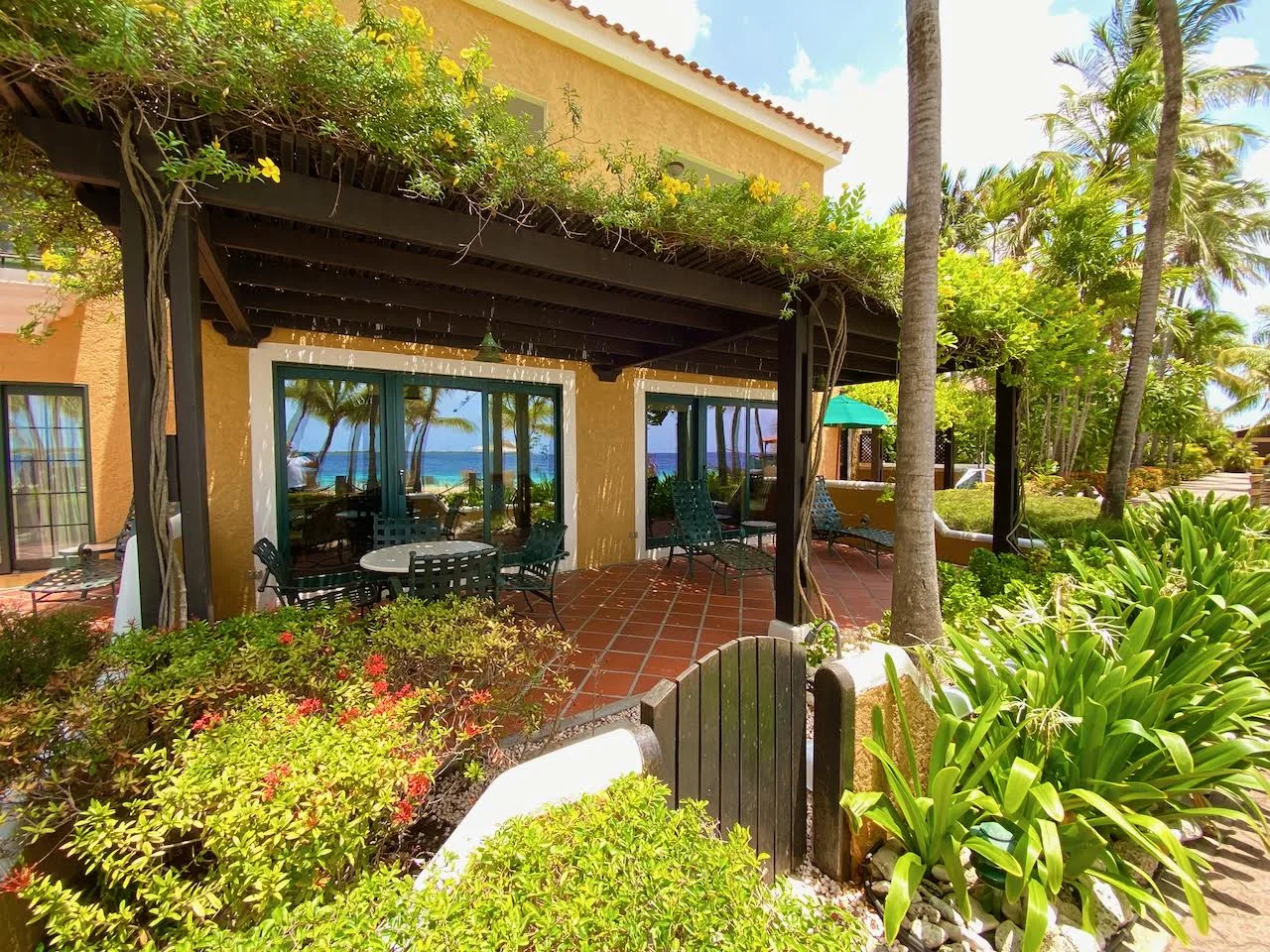 Premier Beachfront Two-Bedroom Suite (Ground Fl)  