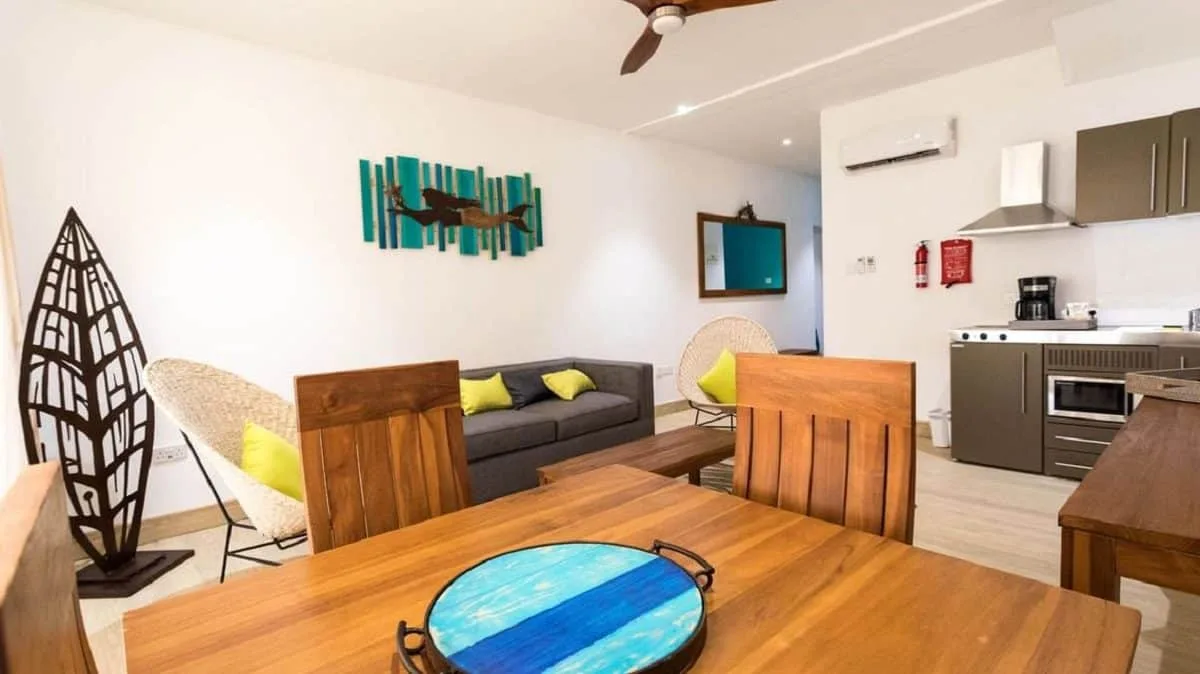 Cocoa Pod Suite (one bedroom)
