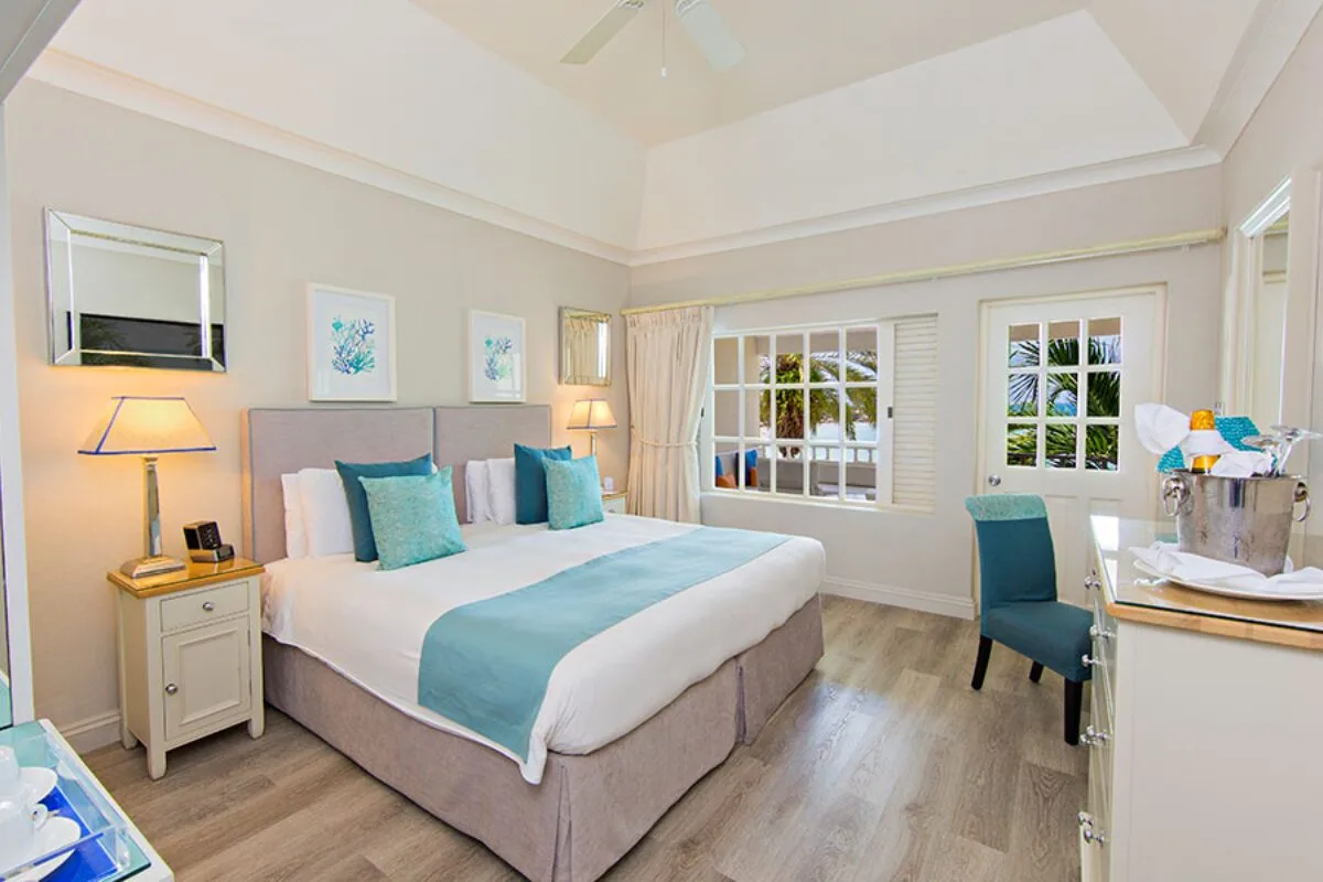 Deluxe Beachfront Rooms