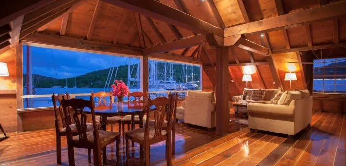 DELUXE LOFT SUITE WITH HARBOUR VIEW