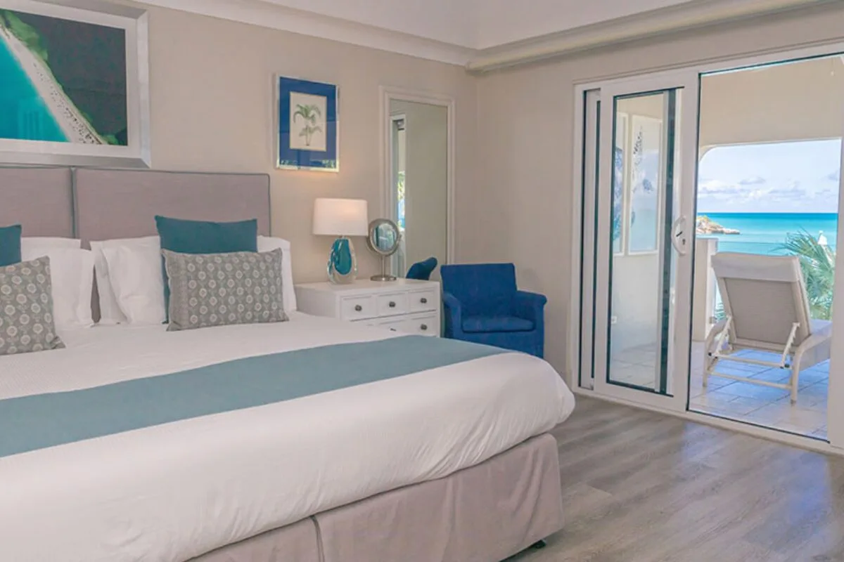 Luxury Suite (1 BDRM)