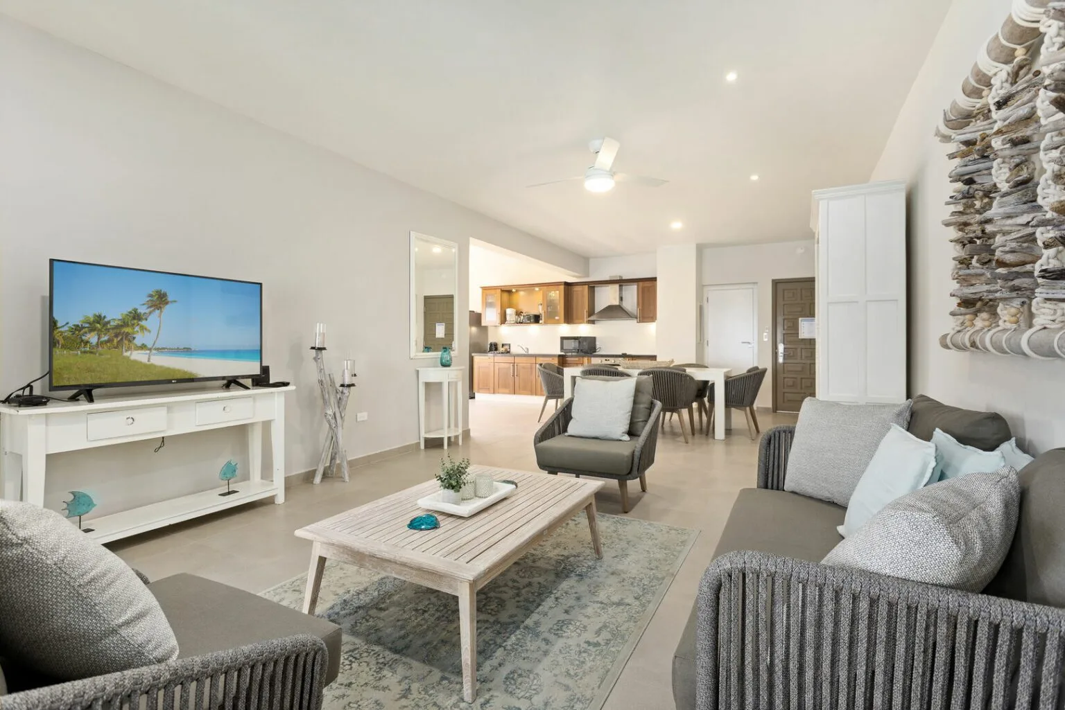 Senior Suites (One-Bedroom)